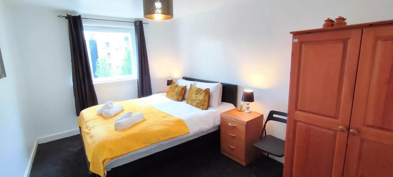 Cosy 2 Bedroom Apartment In The Heart Of Edinburgh - Excellent Location 0*,  United Kingdom